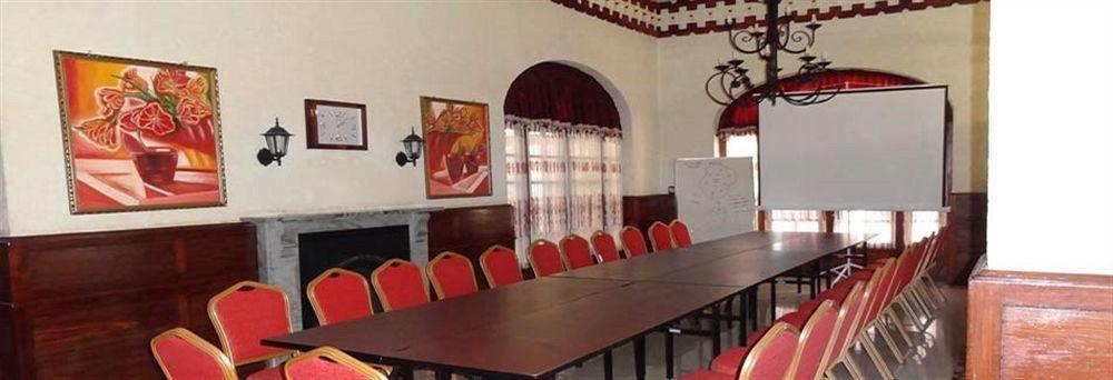 New Dodoma Hotel Экстерьер фото