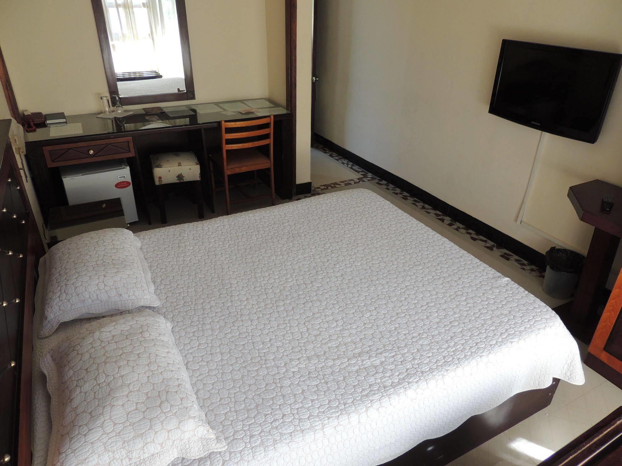 New Dodoma Hotel Экстерьер фото